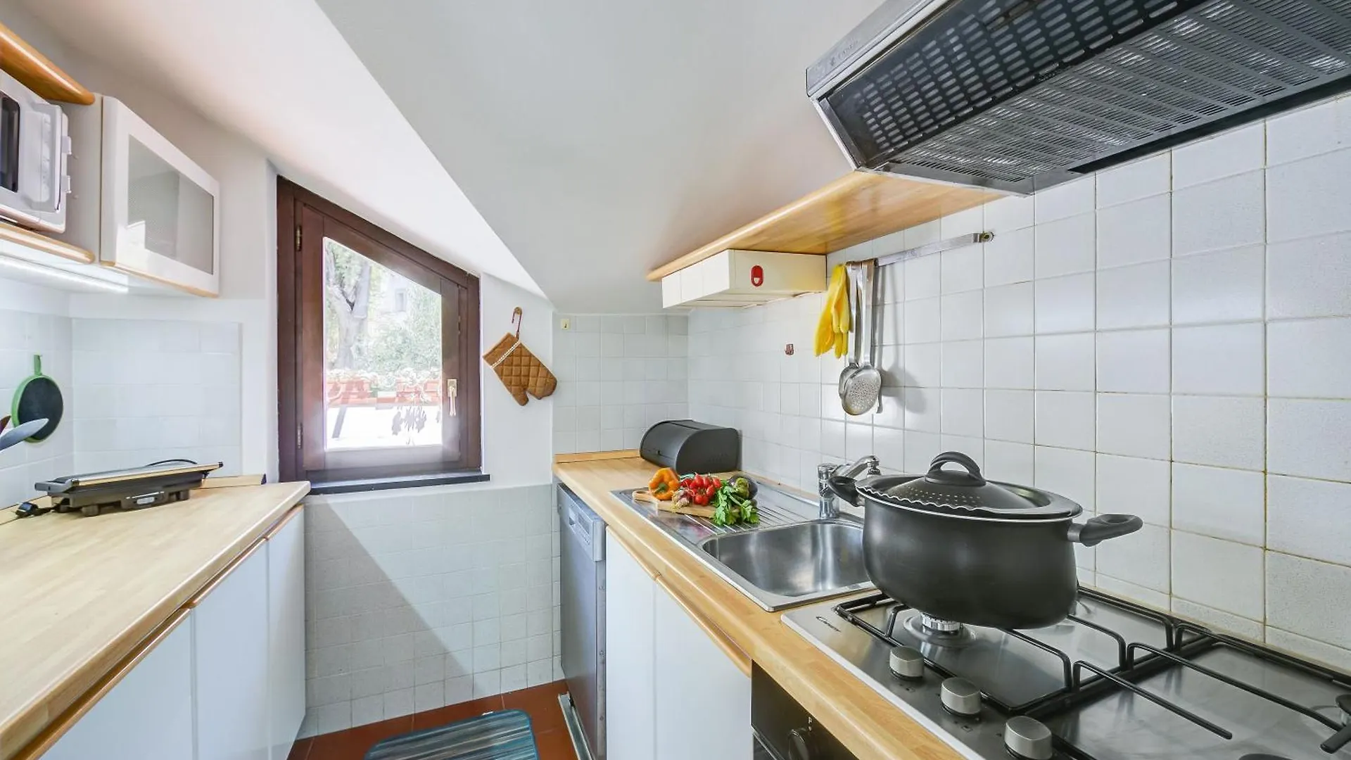 Villa Breezy Way - Among Greenery - Happy Rentals San Bartolomeo Al Mare 0*,